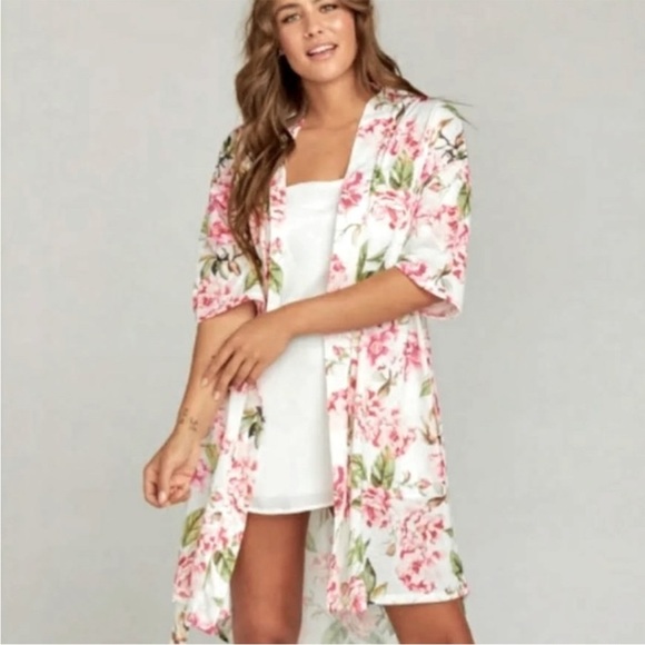 Shoe Me Your Mumu Floral Kimono Robe - Picture 1 of 7
